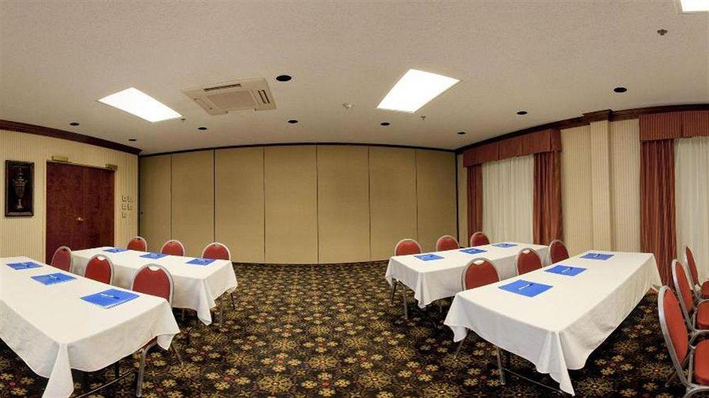 Holiday Inn Express Hotel & Suites Scott-Lafayette West By Ihg Екстер'єр фото